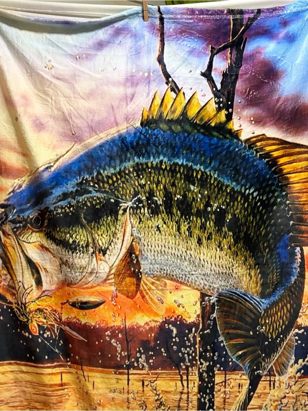 Fish throw/blanket NWT